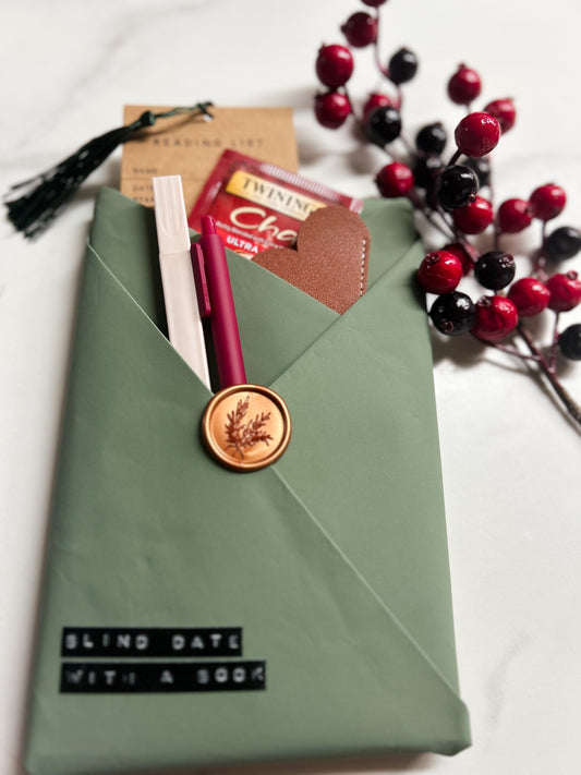 Loaded Blind Date With A Book-USED